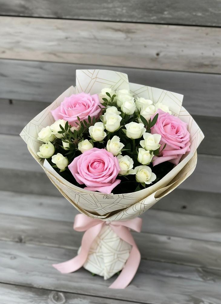 Букет цветов из: Розы в Малке
