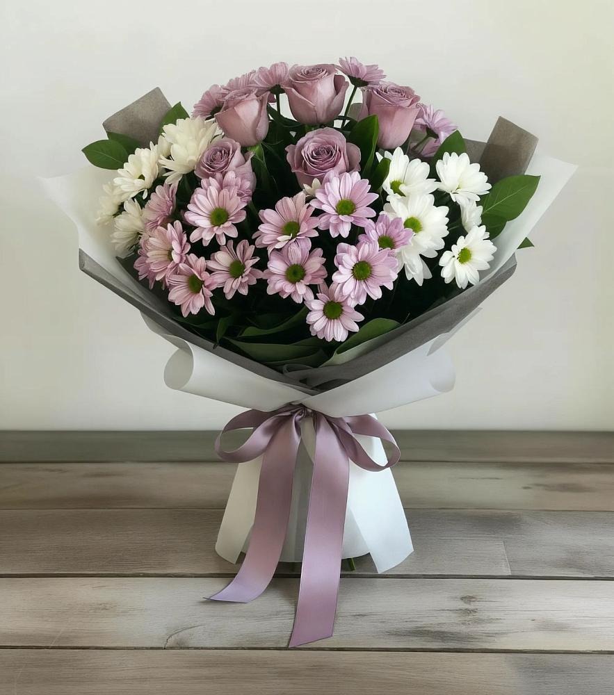 Букет цветов из: Хризантемы и Розы в Малке