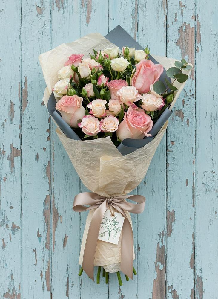 Букет цветов из: Розы в Малке