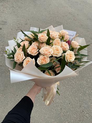 Букет Кремовые розы Латте в Малке