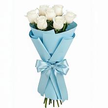 Букет 7 белых роз Проуд в Малке