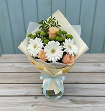 Букет цветов из:  Герберы, Розы и Хризантемы в Малке