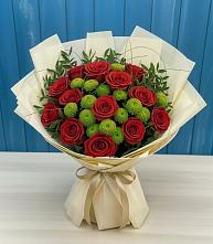 Букет цветов из:  Розы и Хризантемы в Малке