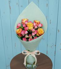 Букет цветов из:  Розы в Малке