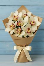 Букет цветов из:  Орхидеи и Розы в Малке