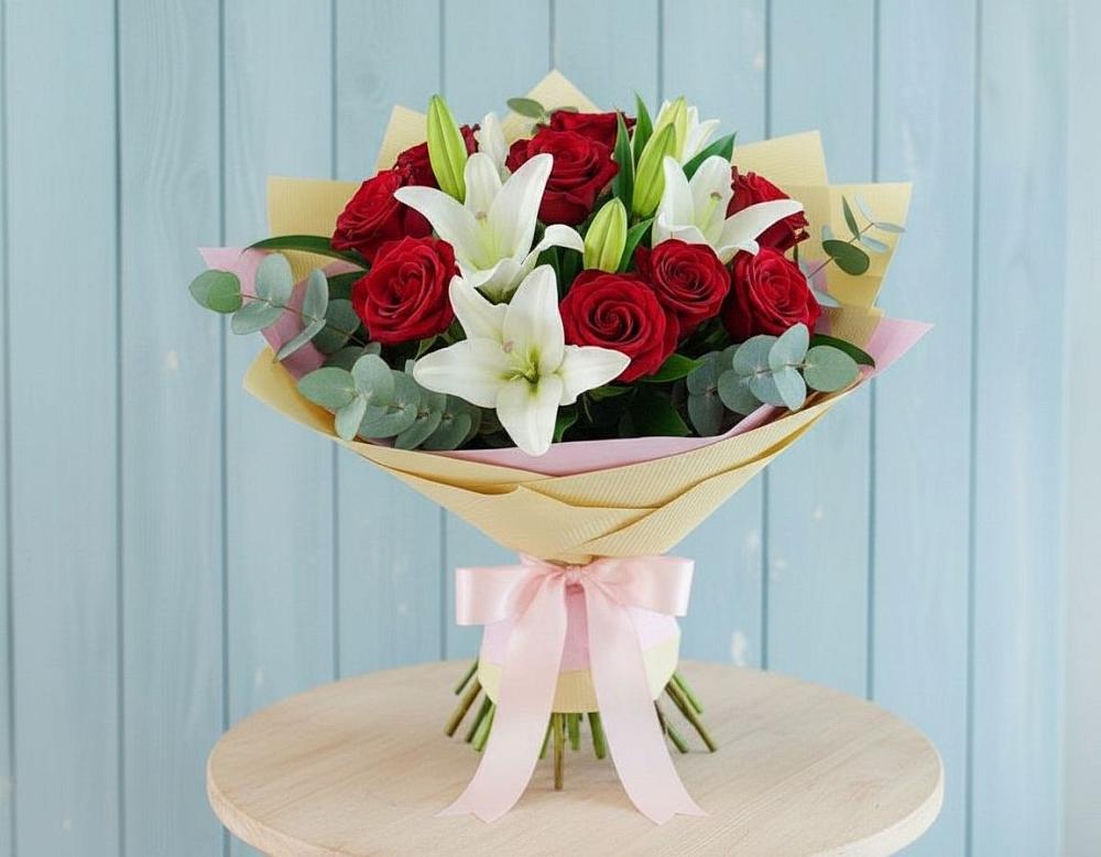 Букет цветов из: Лилии и Розы в Малке